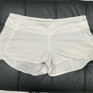 Lululemon low rise speed up 2.5 white